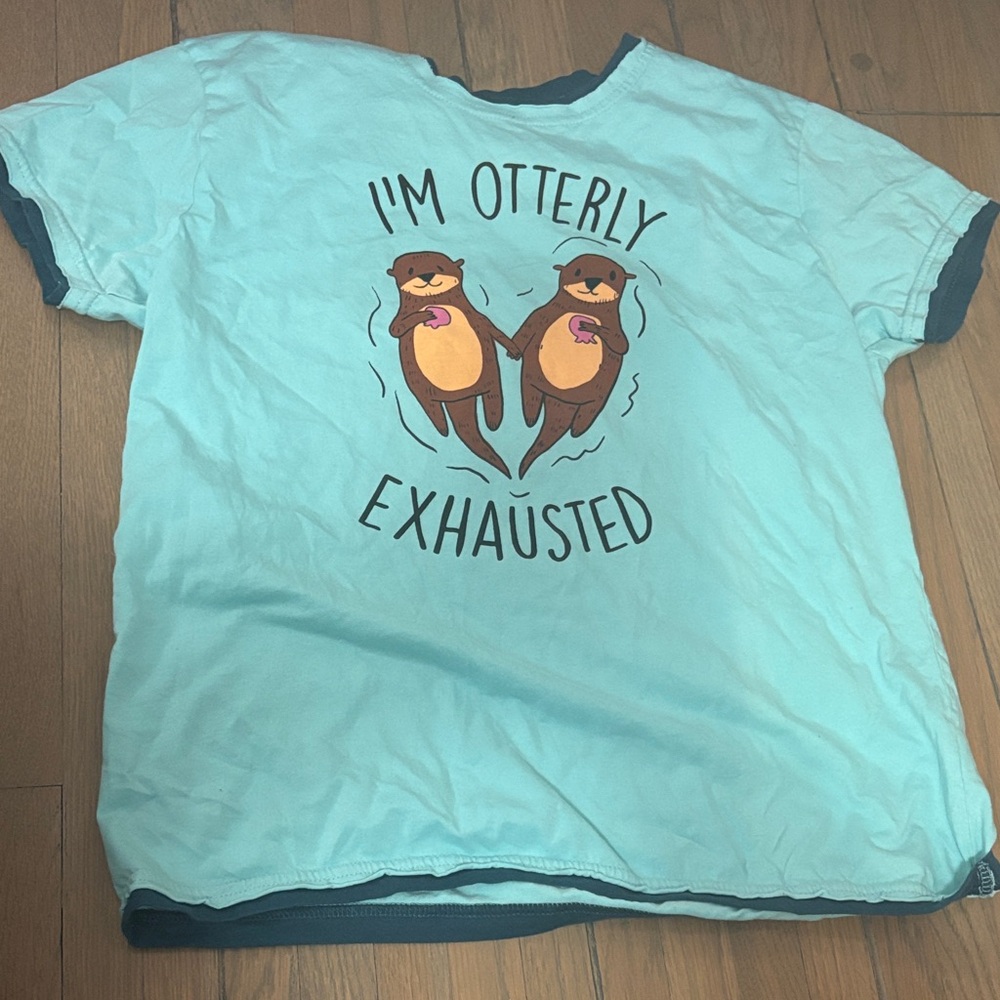 Blue Otter Graphic T-Shirt